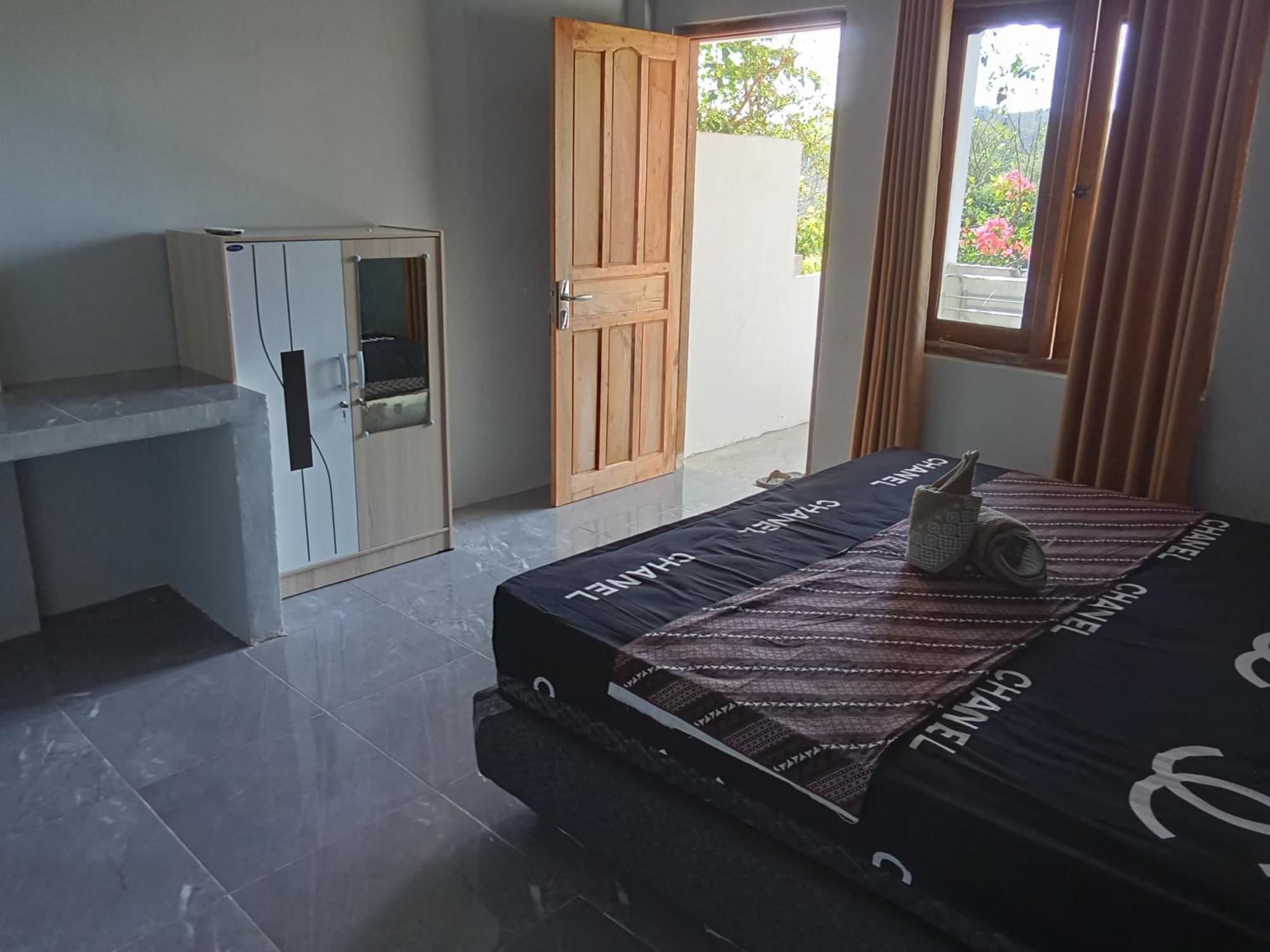 Feby'S Homestay Ekas الغرفة الصورة