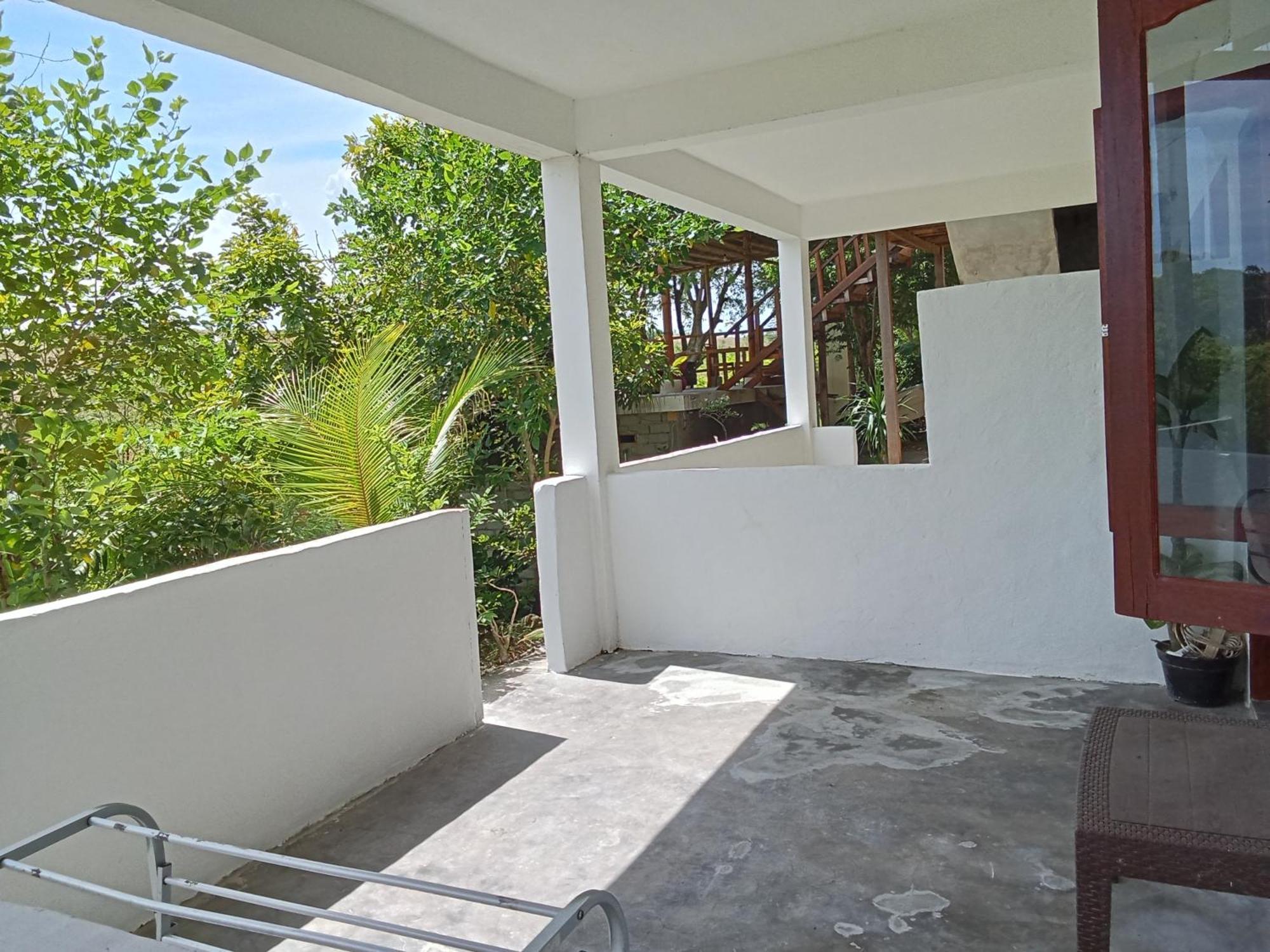 Feby'S Homestay Ekas الغرفة الصورة
